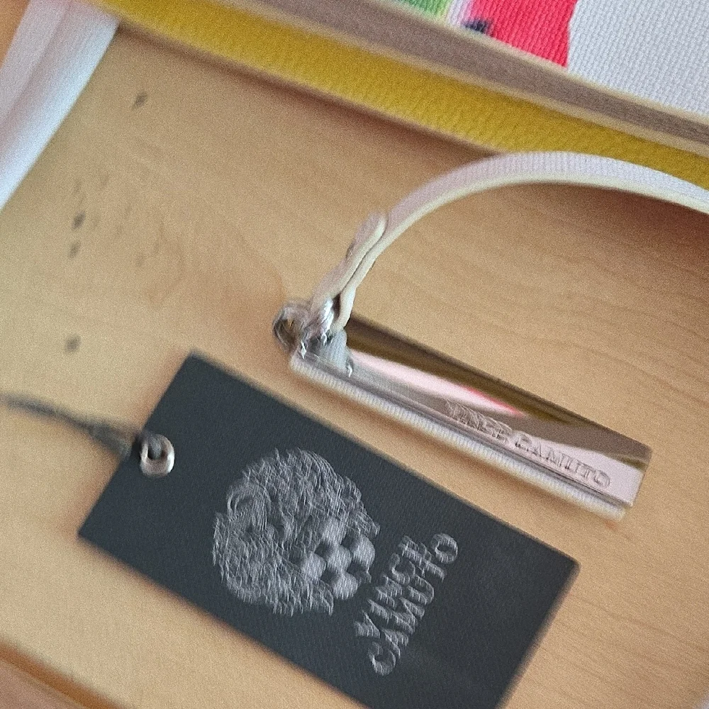 NWT Vince Camuto Red and White Watermelon Print Tote - Picture 7 of 8